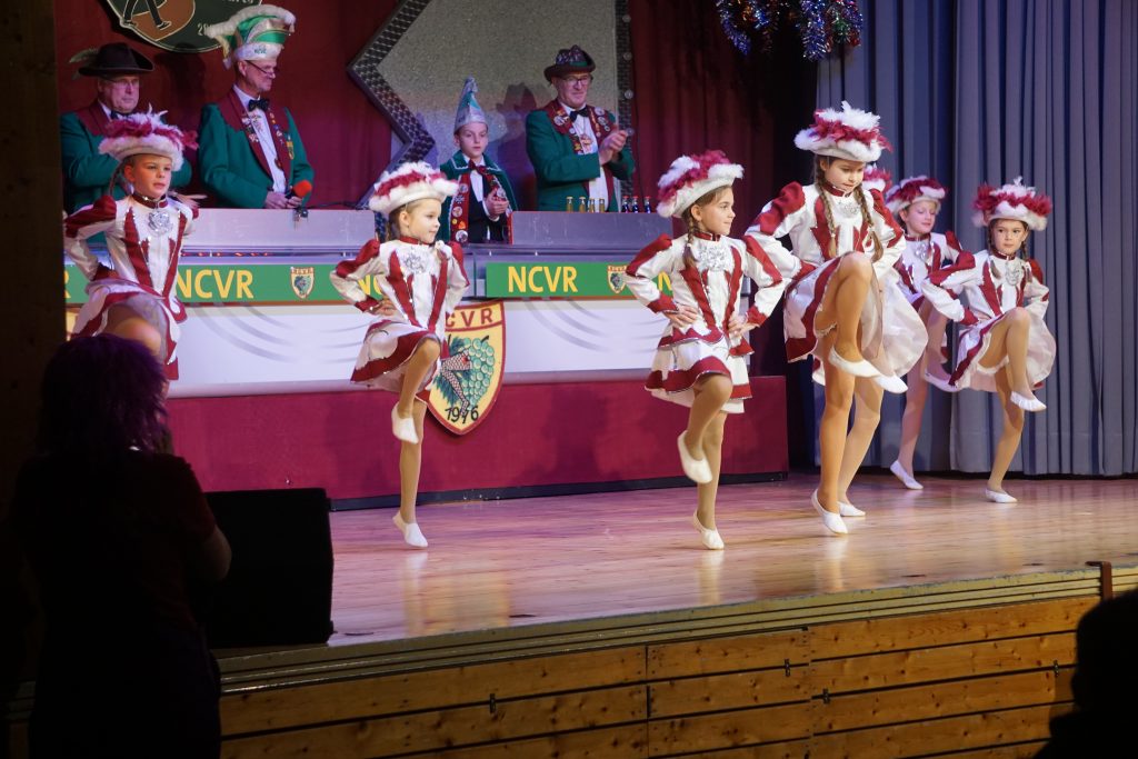 Impressionen von unseren Bunten Abenden 2023 - Unsere Funkengarde