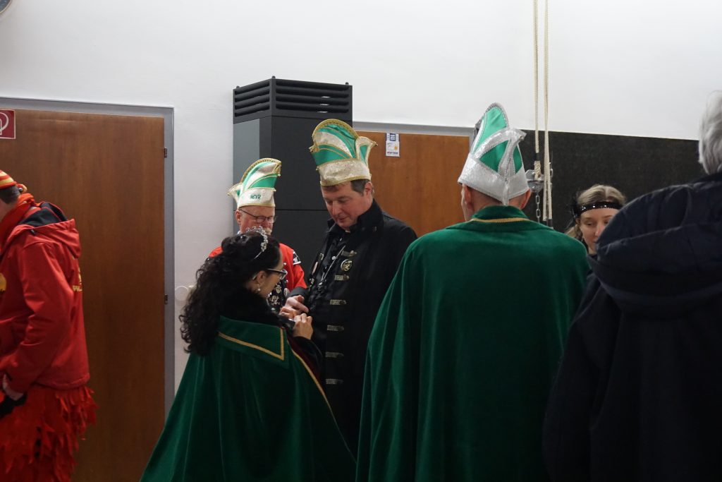 Impressionen von unseren Bunten Abenden 2023 - Sektempfang