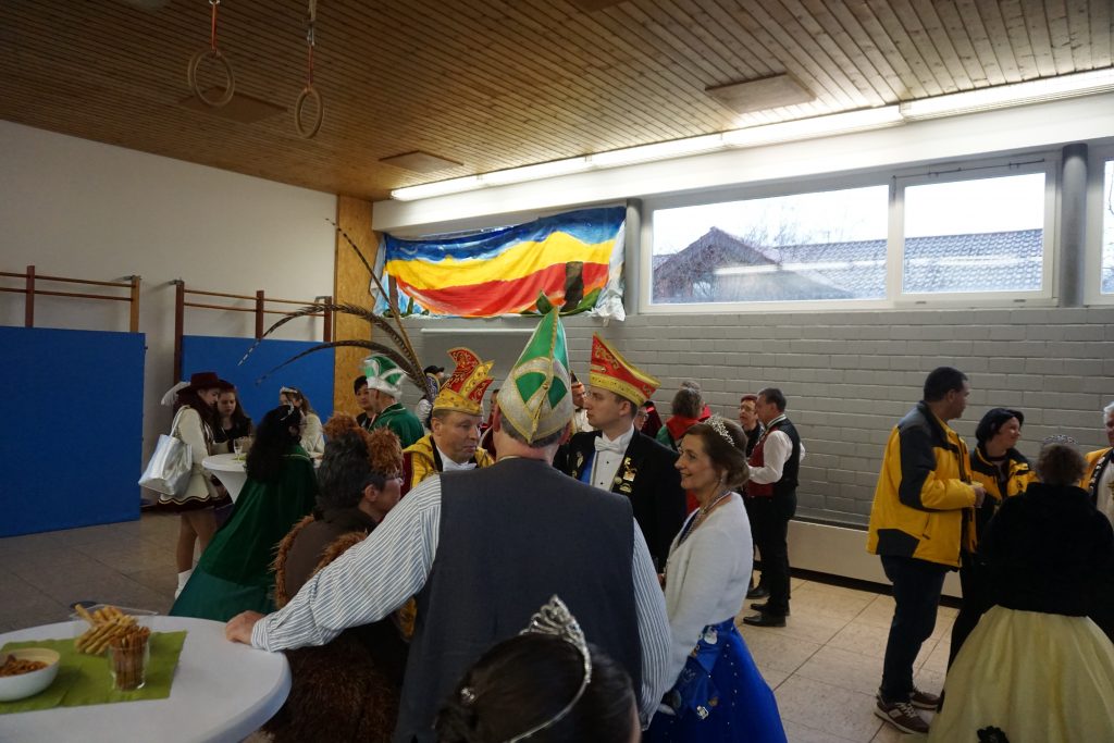 Impressionen von unseren Bunten Abenden 2023 - Sektempfang