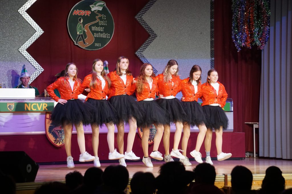 Impressionen von unseren Bunten Abenden 2023 - Unsere Dancing-Teens