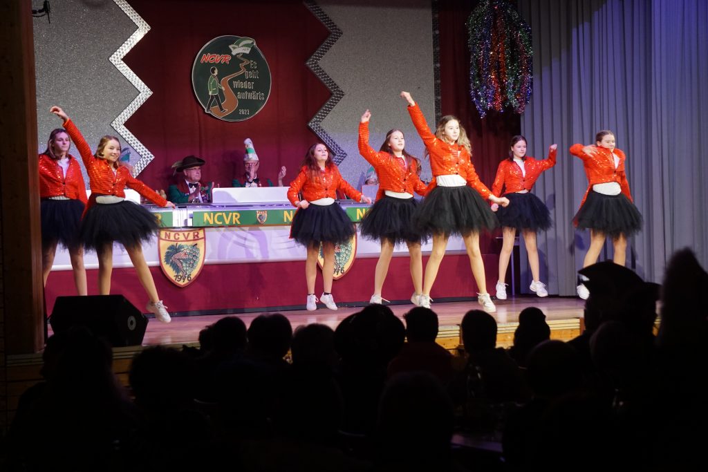Impressionen von unseren Bunten Abenden 2023 - Unsere Dancing-Teens