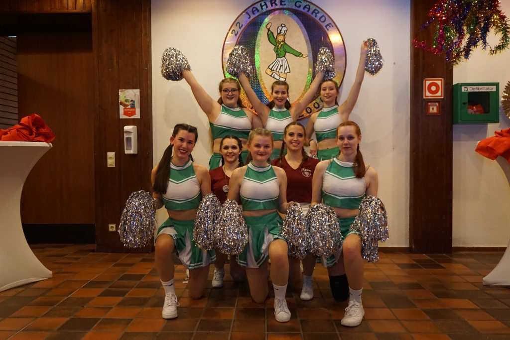 Impressionen von unseren Bunten Abenden 2023 - Unserer Junggarde mit ihren Trainerinnen Annalena & Svenja