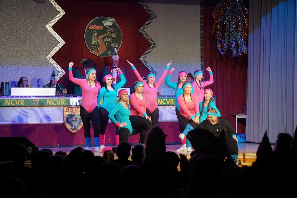 Impressionen von unseren Bunten Abenden 2023 - Showtanz unserer Prinzengarde