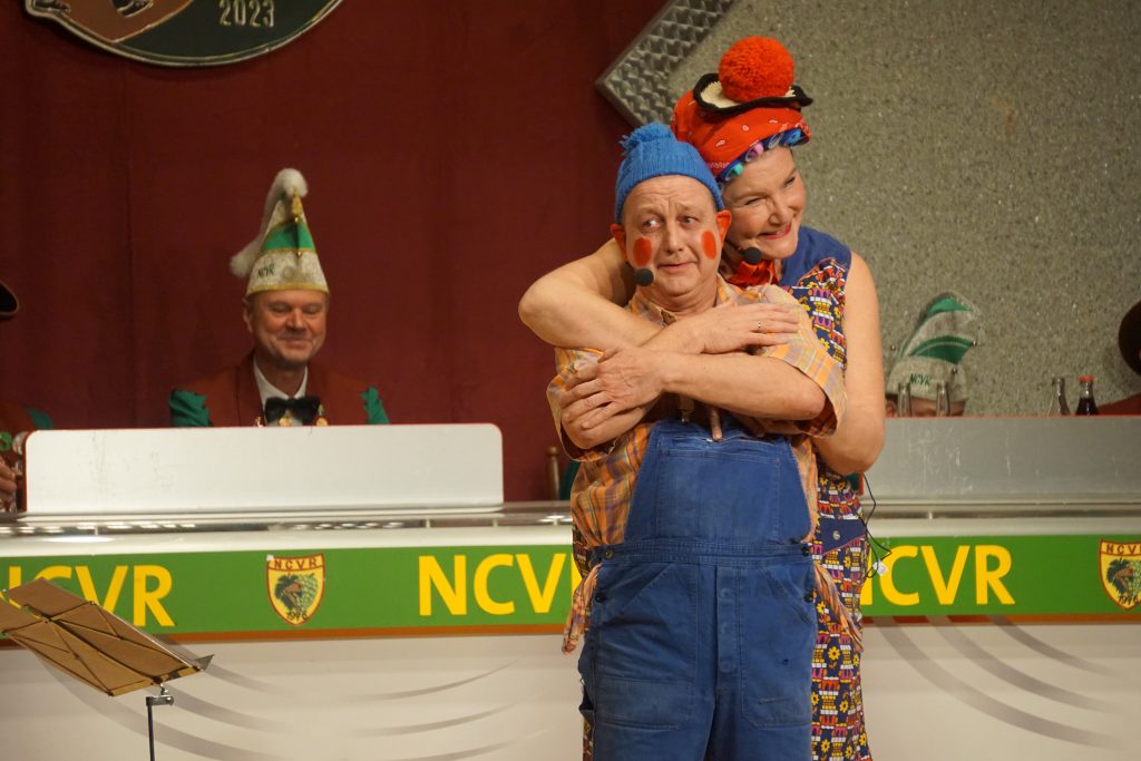 Impressionen von unseren Bunten Abenden 2023 - Der Junge vom Lande zusammen mit Michaela als Emma