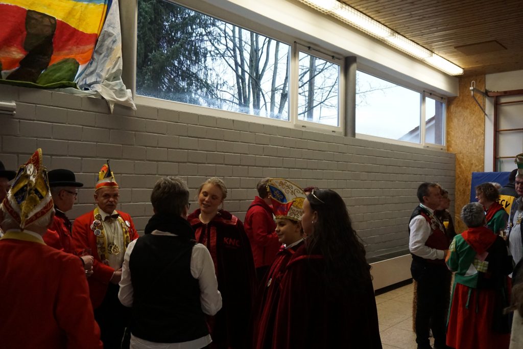 Impressionen von unseren Bunten Abenden 2023 - Sektempfang