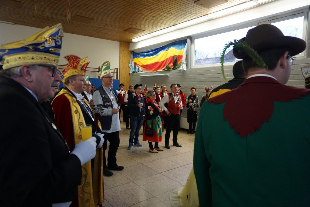 Impressionen von unseren Bunten Abenden 2023 - Sektempfang